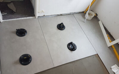 Großformat Fliesen im Bad: Weniger Fugen, mehr Design