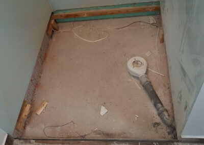 Theo Frommlet Fugentechnik Memmingen - Diagnose & Schadensprävention im Duschbereich - Ausgebaute Duschwanne