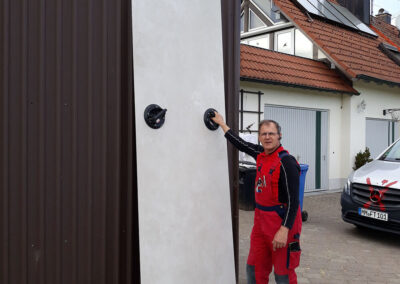 Theo Frommlet Fugentechnik Memmingen - Theo Frommlet mit großer Fließe